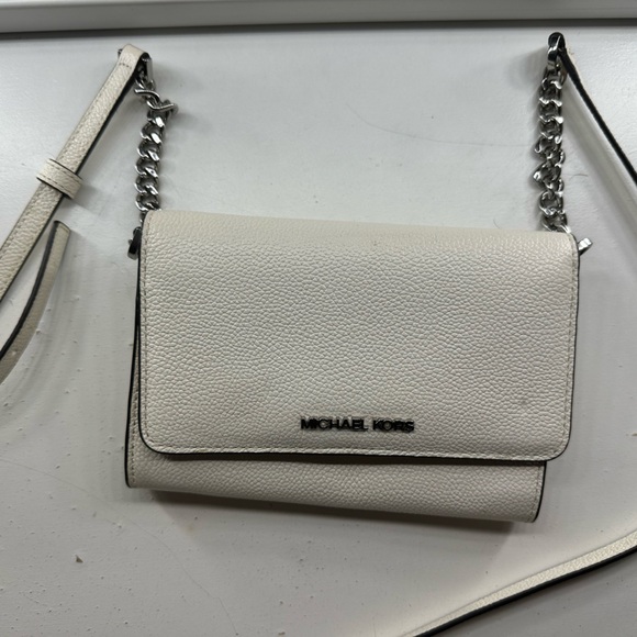 MICHEAL KORS SHOULDER PURSE - Picture 6 of 7